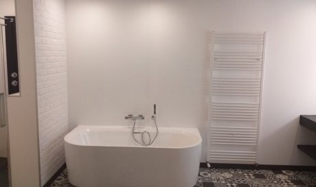 Réalisation de salle de bain avec douche et baignoire Marly