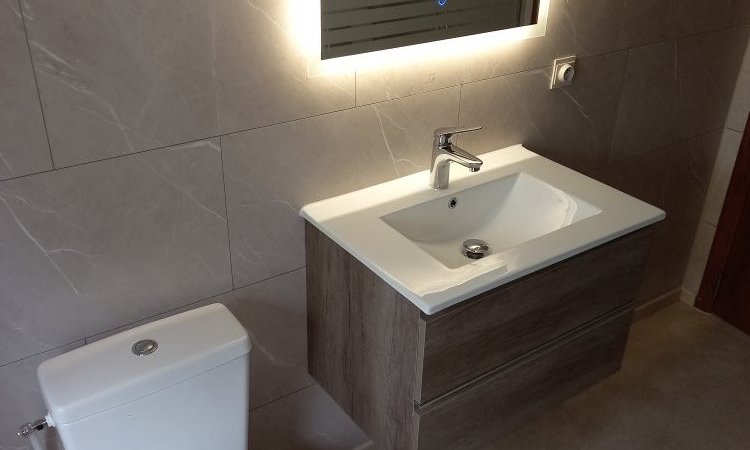 Rénovation salle de bain sénior accessible personne à mobilité réduite à Dinant