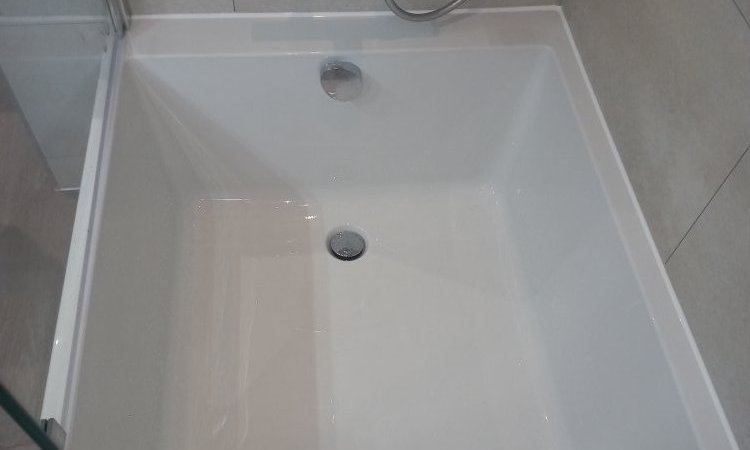 Installation d'un combiné baignoire douche à Vilvoorde