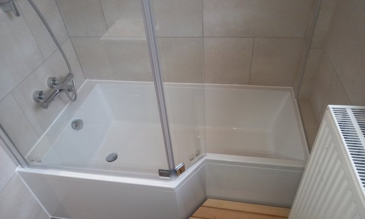 Installation d'un combiné baignoire douche à Vilvoorde